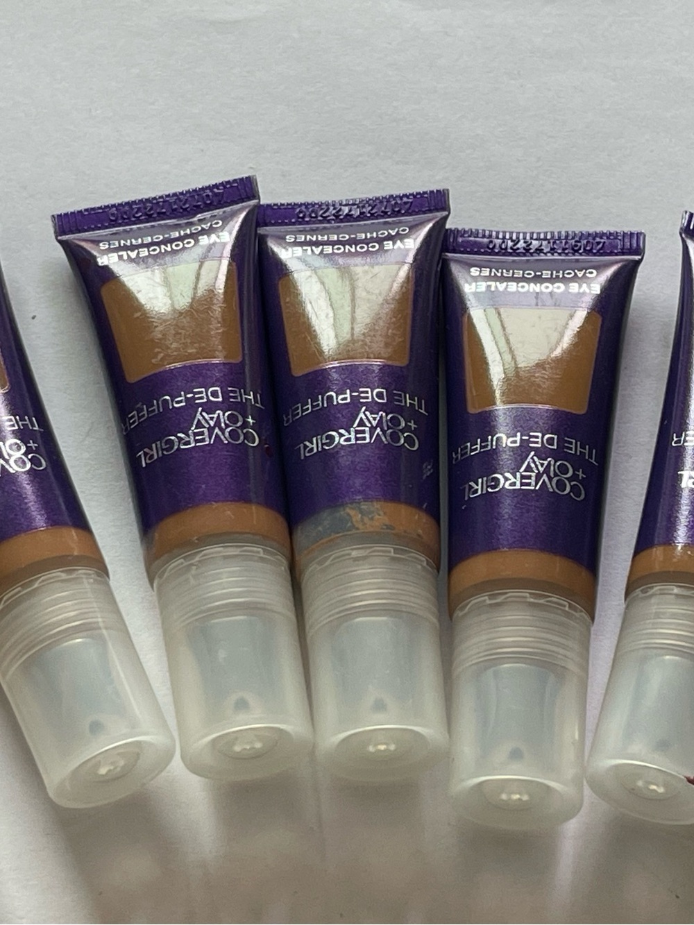 6 CoverGirl + Olay The De-Puffer Eye Concealer 0.34oz  #360 Medium/Deep